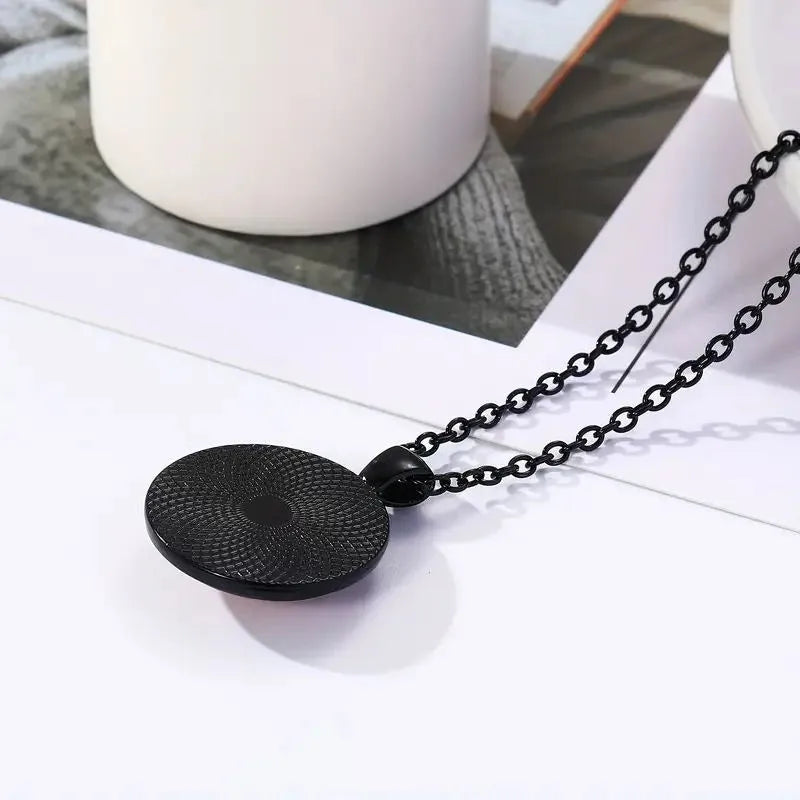 Retro British Style Number Alloy Inlay Glass Vacuum Vapor Plating Black Women'S Pendant Necklace