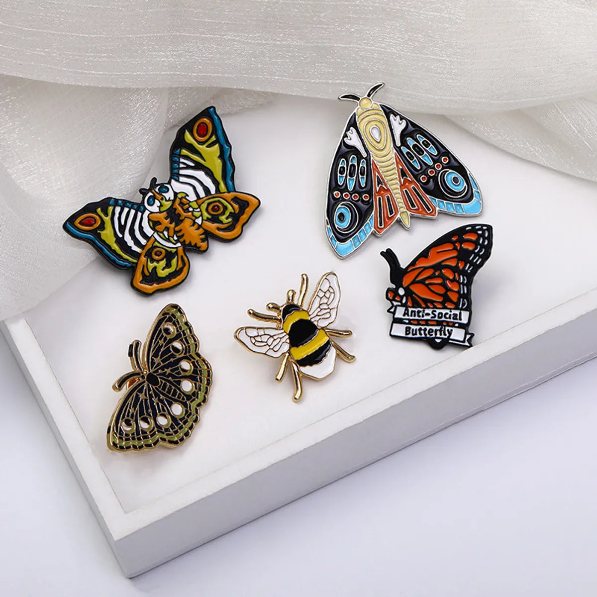 Retro Butterfly Alloy Enamel Unisex Brooches