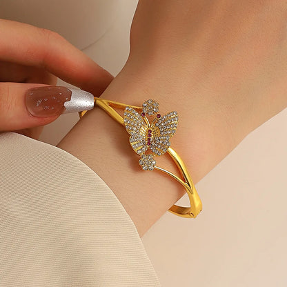 Retro Butterfly Alloy Inlay Rhinestones Bangle