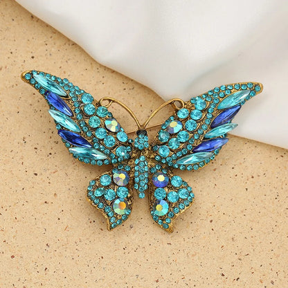 Retro Butterfly Imitation Pearl Alloy Rhinestone Women'S Brooches