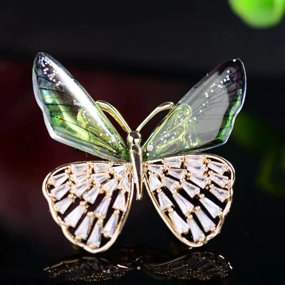 Retro Butterfly Imitation Pearl Alloy Rhinestone Women'S Brooches