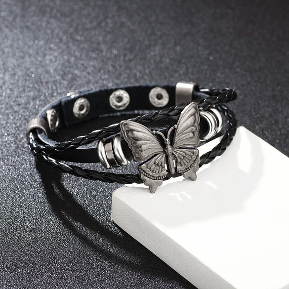 Retro Butterfly Women Choker Necklace With Rivet Metal And Pu Soft Leather Geometric Style