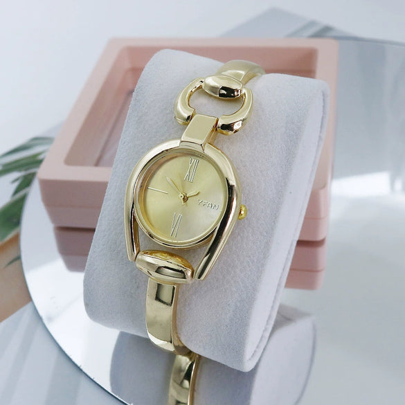 Retro Button Ring Women's Alloy Bracelet Watch Casual Fashion Quartz Round Dial