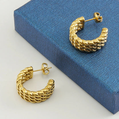 1 Pair Retro C Shape Solid Color Twist Plating Stainless Steel 18k Gold Plated Ear Studs