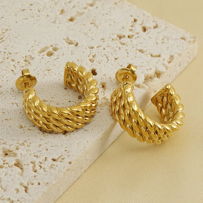 1 Pair Retro C Shape Solid Color Twist Plating Stainless Steel 18k Gold Plated Ear Studs