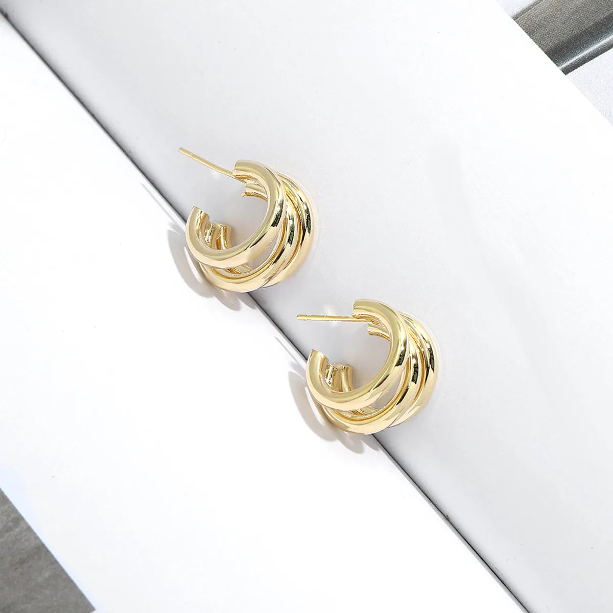 Retro C-shaped Multi-layer Earrings