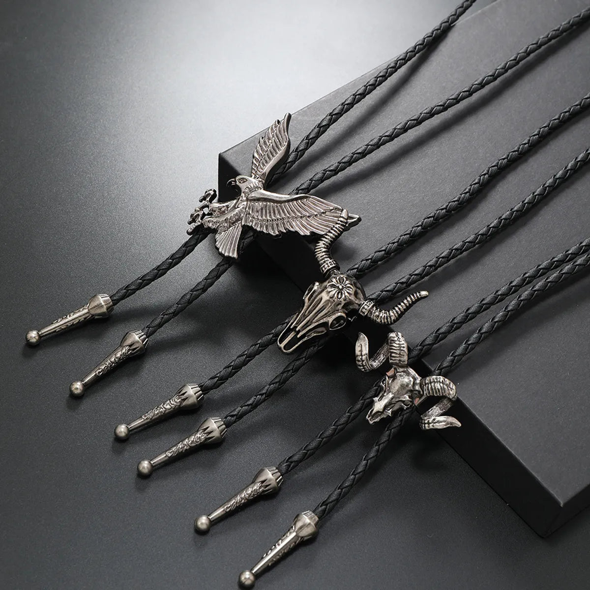 Retro Cattle Eagle Pu Leather Alloy Men'S Bolo Tie Necklaces