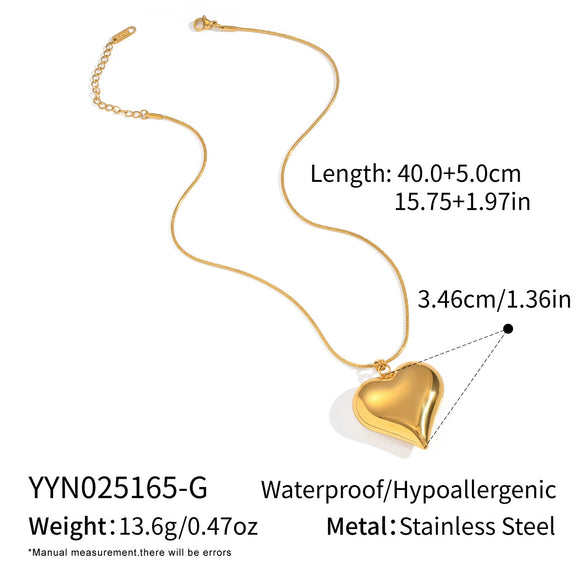 Retro Classic Heart Titanium Steel Necklace With Electroplating Pvd Vacuum Real Gold And Snake Bone Chain For Women