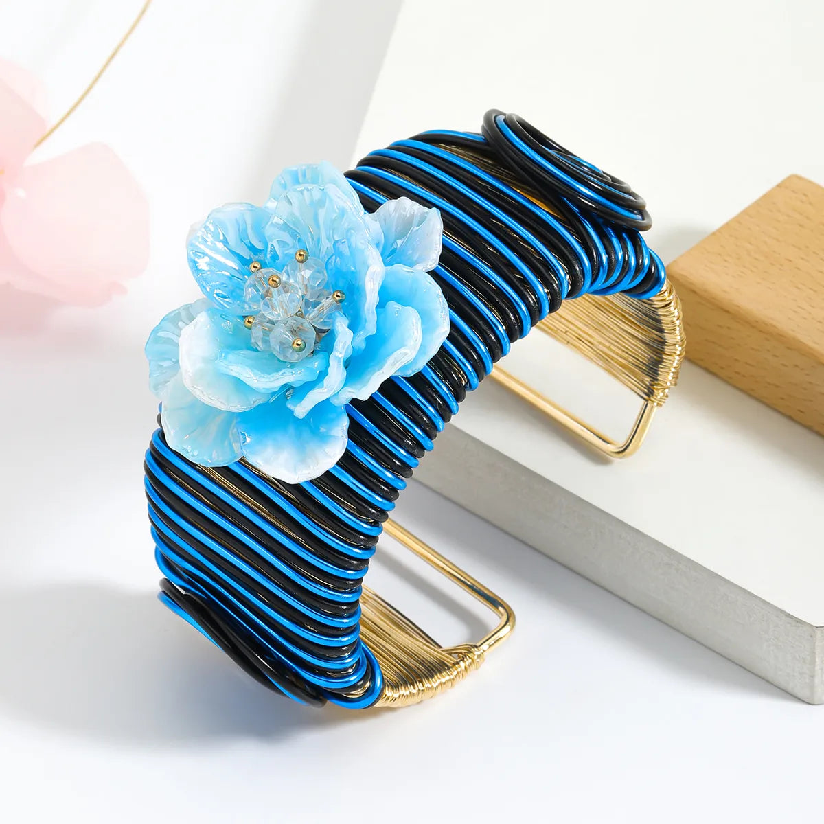 Retro Classic Style Flower Alloy Plating Women'S Bangle