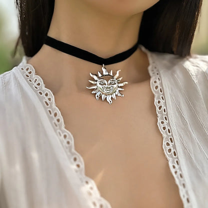 Wholesale Jewelry Retro Classic Style Sun Flannel Iron Plating Choker