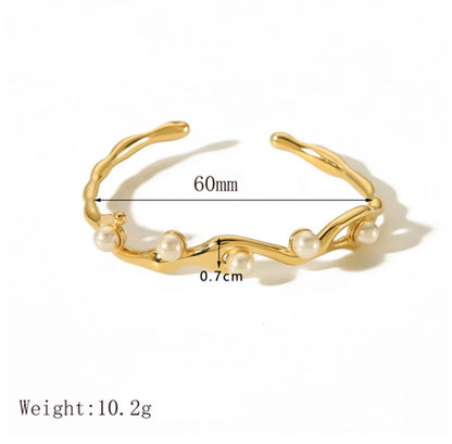 Retro Classic Style Waves Solid Color 304 Stainless Steel 18K Gold Plated Artificial Pearls Bangle In Bulk