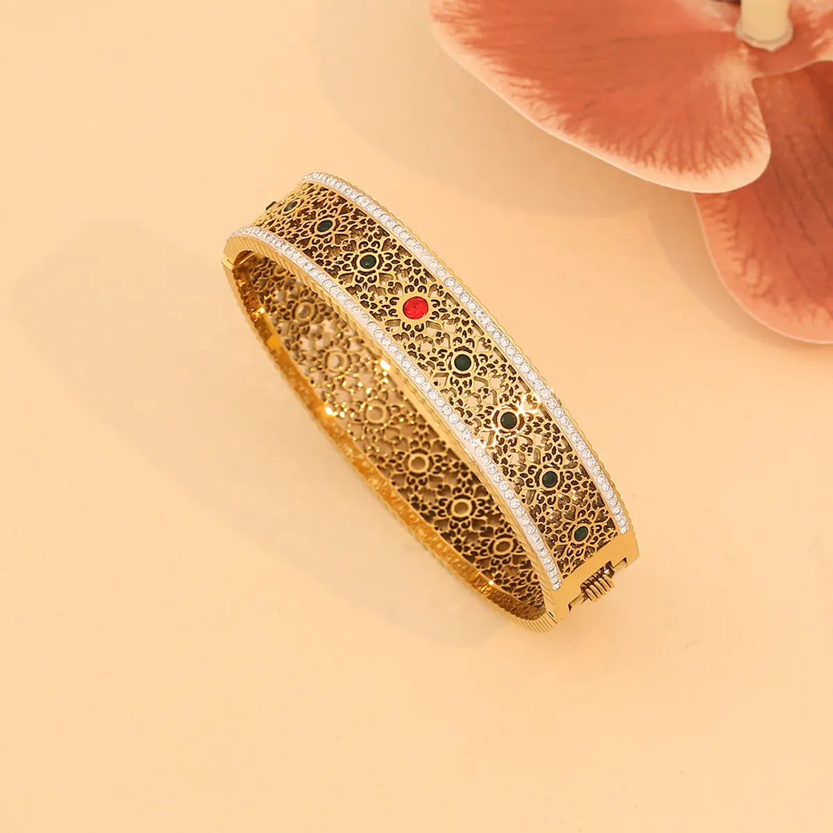 Retro Commute Life Tree Flower 304 Stainless Steel 18K Gold Plated Zircon Bangle In Bulk