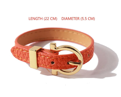 Retro Commute Solid Color Pu Leather Alloy Plating Women'S Bangle