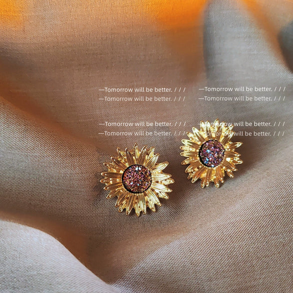 Retro Copper Sunflower Earrings For Women Three Dimensional Floral Design With Electroplated Elegant Light Luxury Texture