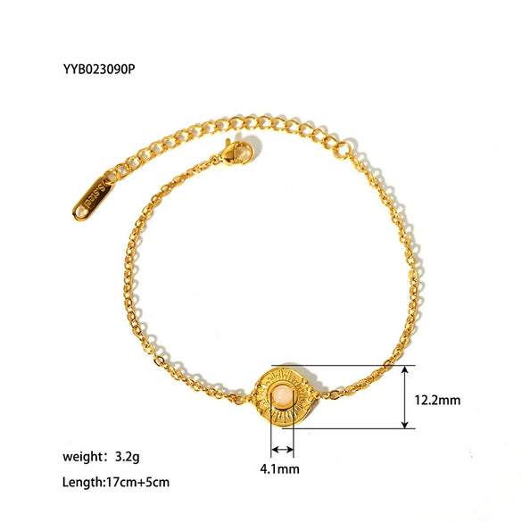 Retro Court Style Titanium Steel Women's Bracelet With Geometric Pattern Pvd Furnace Vacuum Real Gold Plated