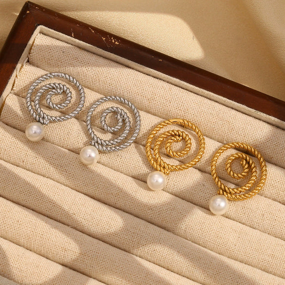 Retro Creative Women's Stainless Steel 18K Gold Plated Twist Circle Pearl Geometric Earrings With Electroplating