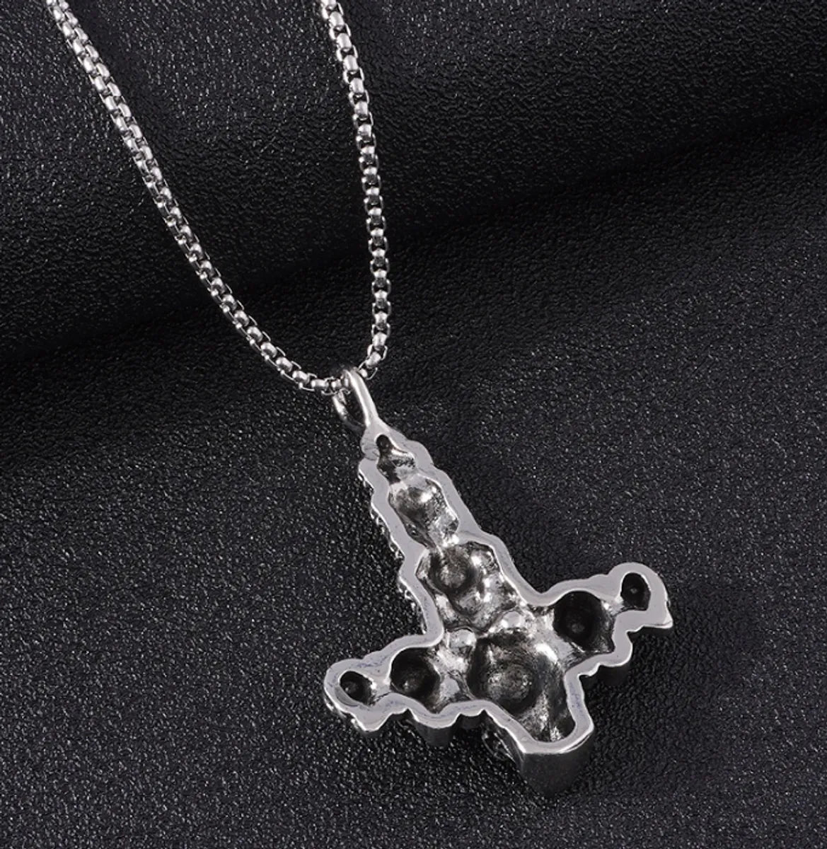 Retro Cross Skull Alloy Men'S Pendant Necklace 1 Piece