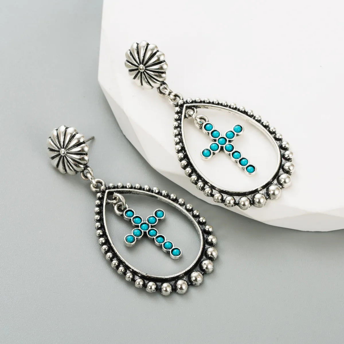 1 Pair Retro Cross Water Droplets Heart Shape Inlay Alloy Turquoise Drop Earrings