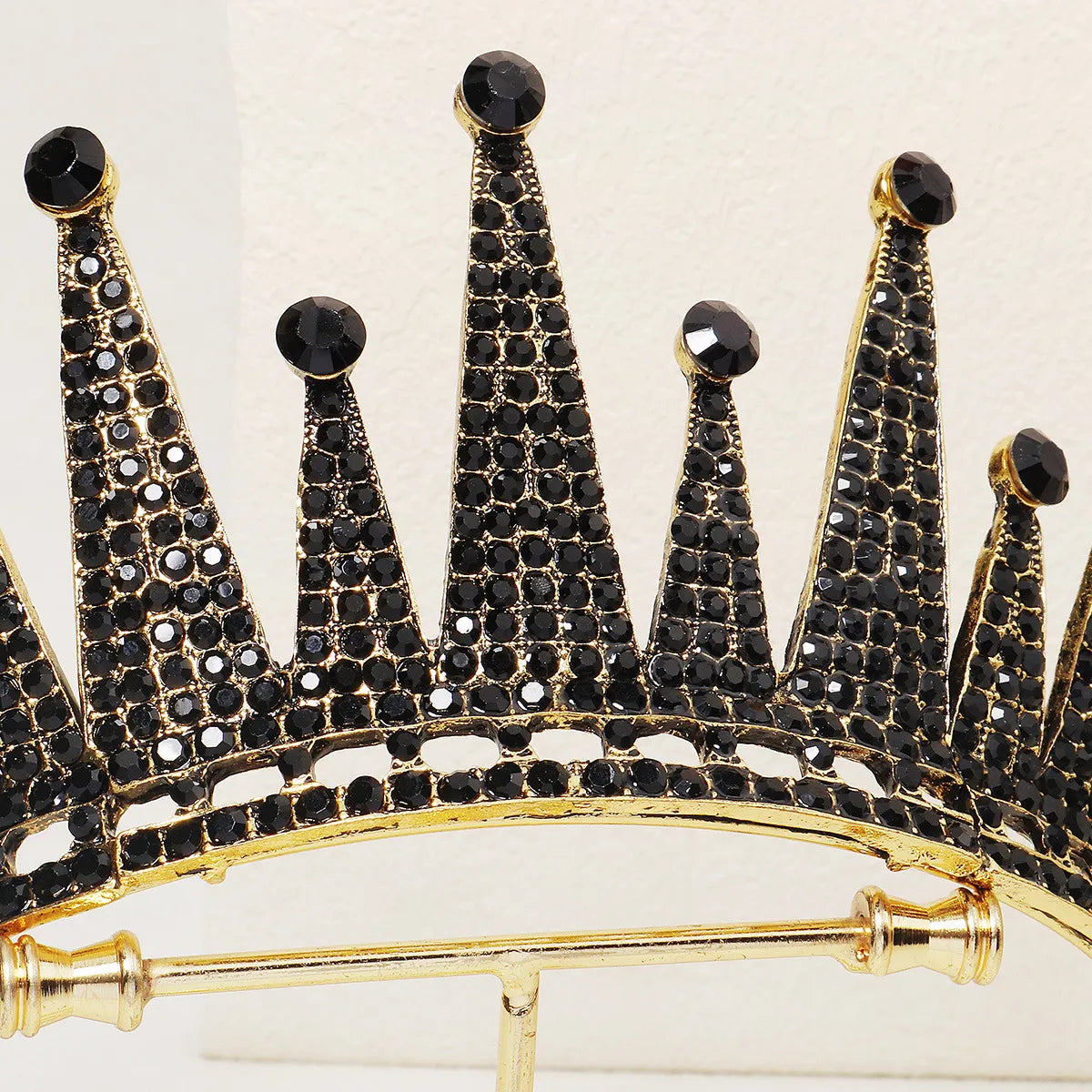 Retro Crown Alloy Rhinestone Crown 1 Piece