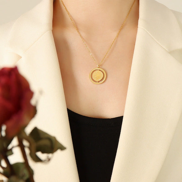 Retro Double Sided Pig Pendant Necklace Titanium Steel Gold Plated Geometric Collarbone Chain