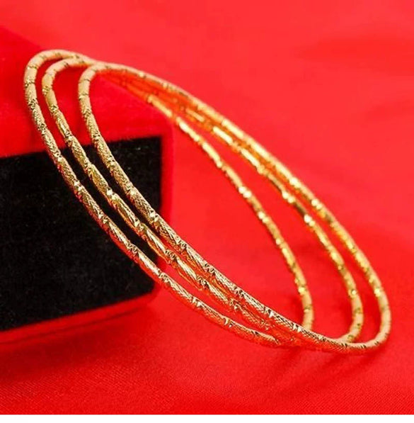 Retro Electroplated Alloy Crown Pattern Bracelet For Women Vintage Style Chain Bracelet