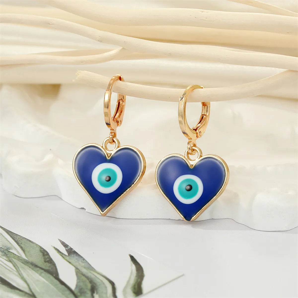 Retro Ethnic Style Color Dripping Oil Triangle Heart Eye Earrings