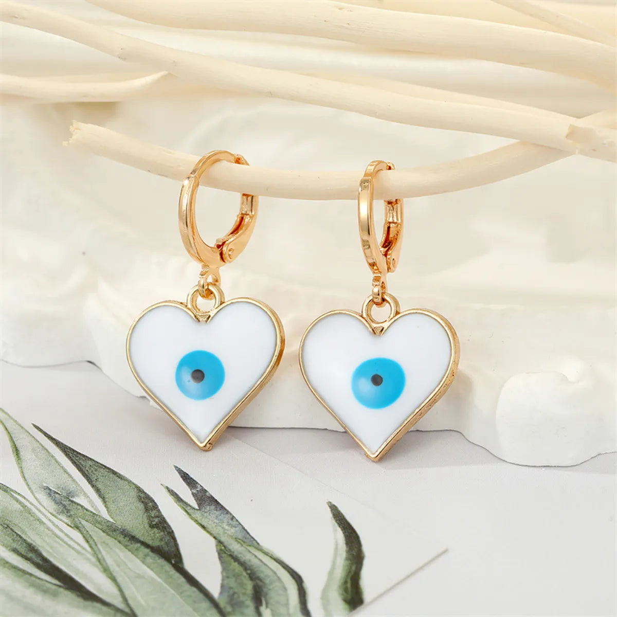 Retro Ethnic Style Color Dripping Oil Triangle Heart Eye Earrings