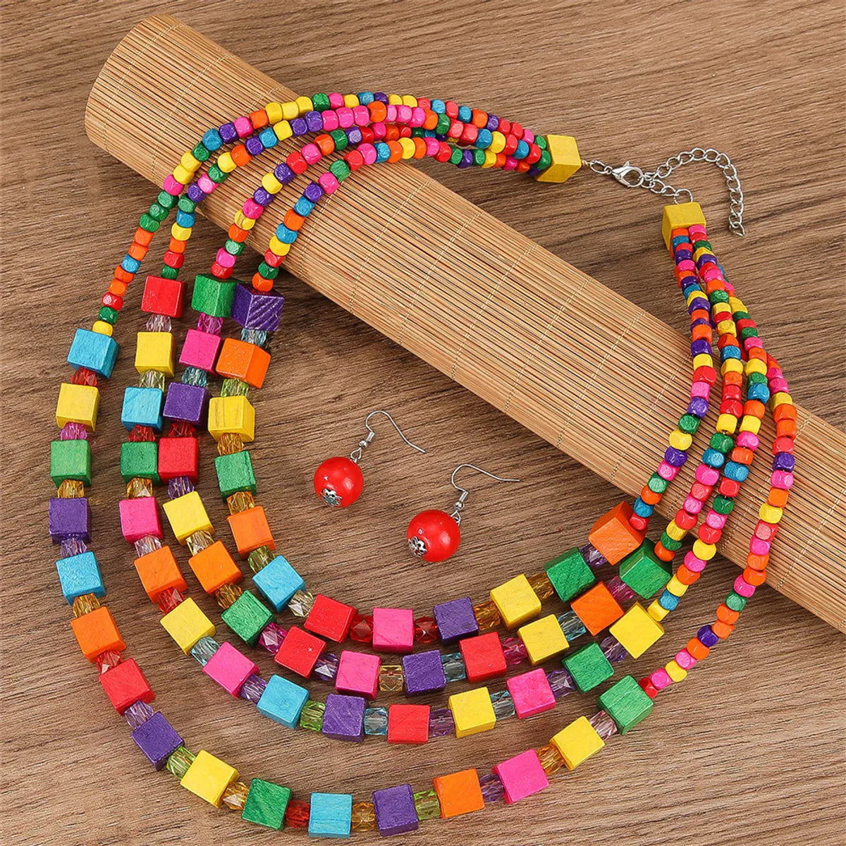 Retro Exaggerated Bohemian Round Alloy Wood Wholesale Necklace