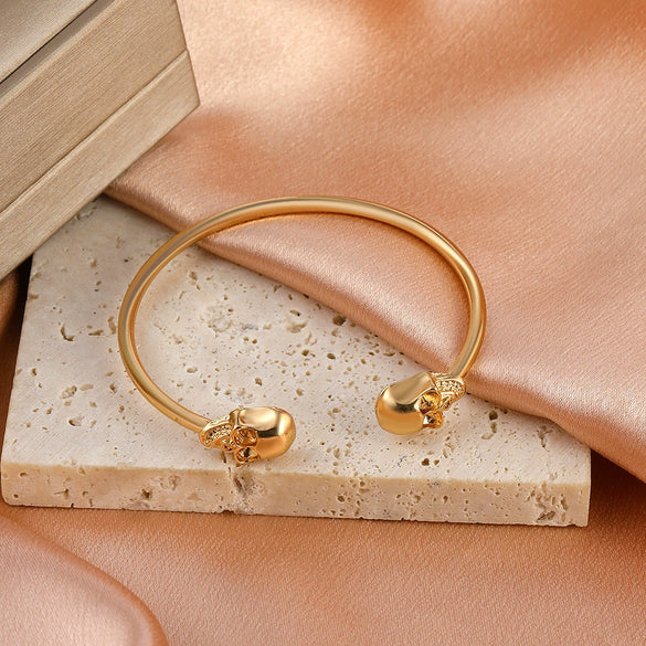 Retro Exaggerated Gothic Skull Alloy Bracelet For Women And Men With Electroplating