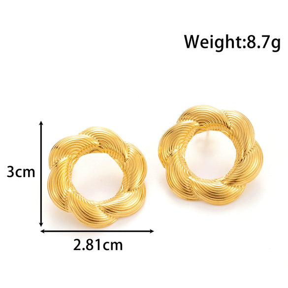 Retro Exaggerated Petal Irregular Titanium Steel Earrings For Girls With Electroplating And Flower Design