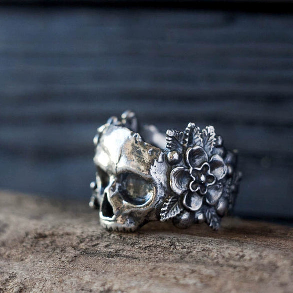 Retro Fashion Skull Flower Finger Ring Electroplated Metal Statement Jewelry For Unisex Wear