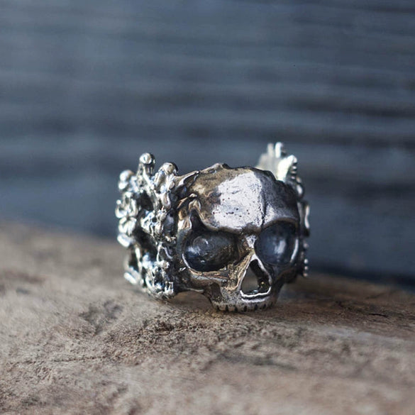 Retro Fashion Skull Flower Finger Ring Electroplated Metal Statement Jewelry For Unisex Wear