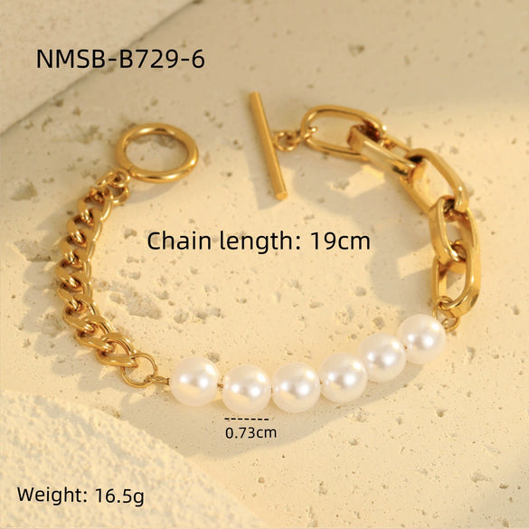 Retro Fashion Stainless Steel Geometric Pendant Bracelet For Women With Electroplating Design