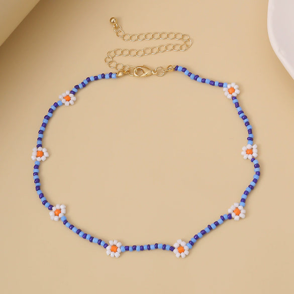 Retro Floral Geometric Beaded Necklace With Resin And Plastic Rice Bead Woven Flower Design