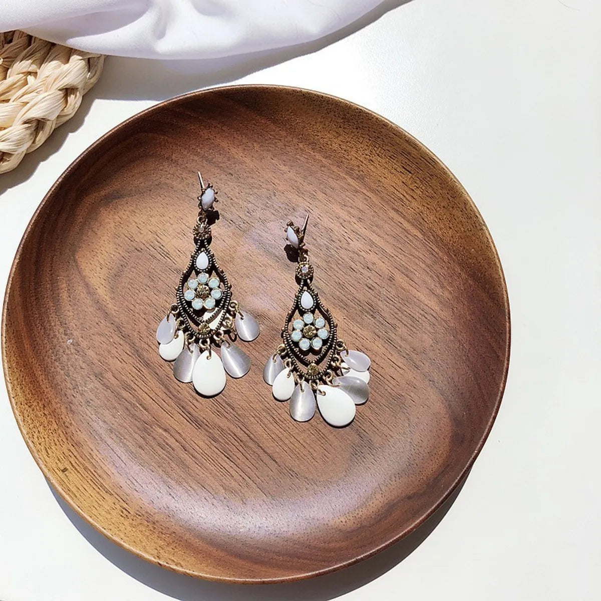 Retro Flower Alloy Inlay Artificial Gemstones Women's Drop Earrings