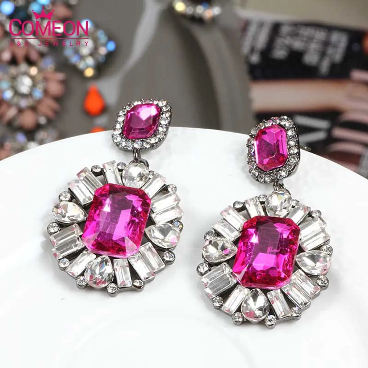 Retro Flower Alloy Inlay Crystal Women's Drop Earrings