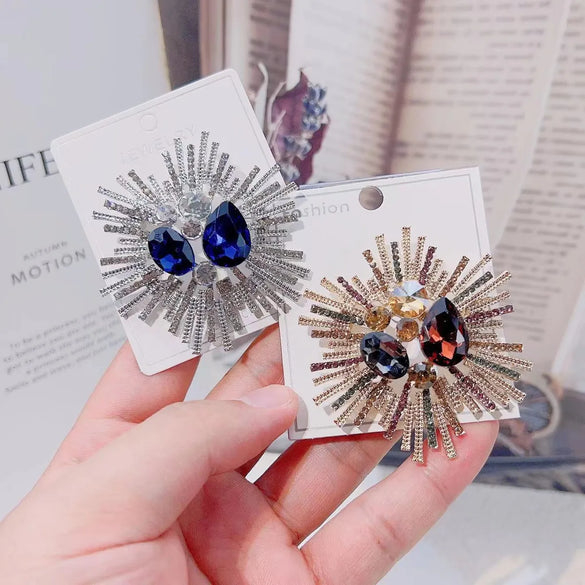Retro Flower Alloy Plating Inlay Artificial Gemstones Women'S Brooches