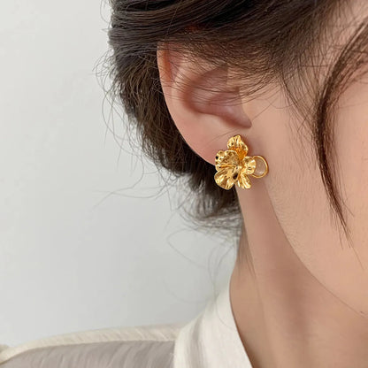 Retro Flower Alloy Women'S Ear Studs