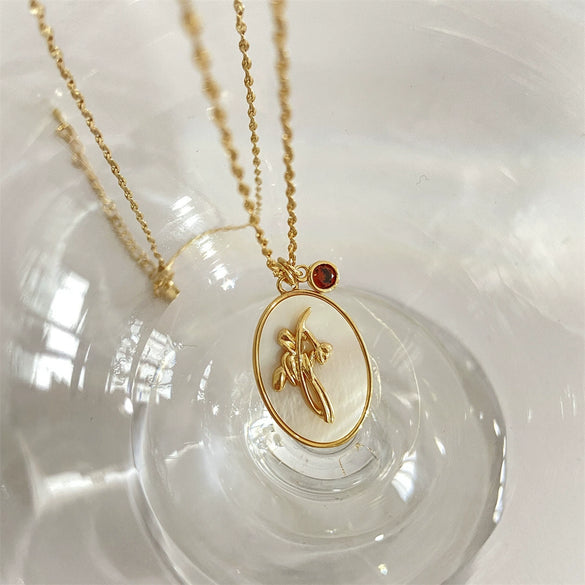 Retro Flower Oval Shell Pendant Necklace Copper