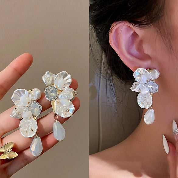 Retro Flower Tassel Pearl U Shaped Earrings For Women Set With Pearls Little Fresh Style