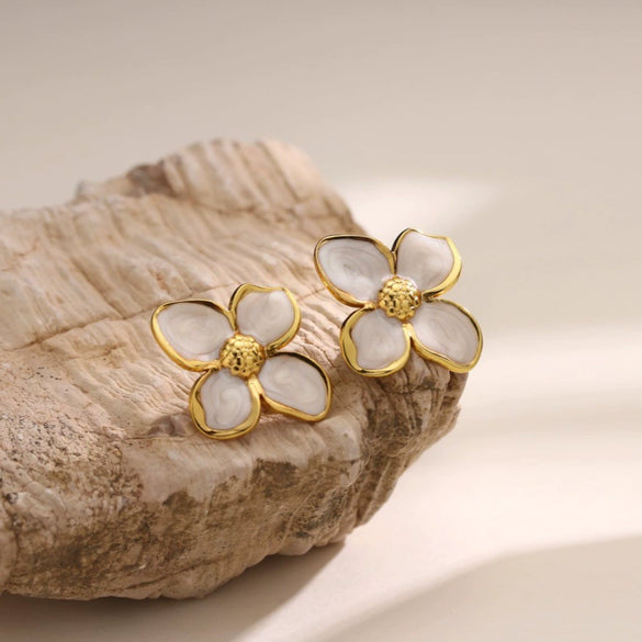Retro Four Leaf Flower Enamel Stainless Steel Earrings For Women Electroplated Fashion Floral Jewelry Wholesale