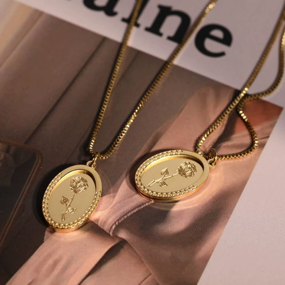 Retro French Vintage Oval Double Layer Rose Pendant Necklace In Titanium Steel With Flower Pattern Furnace Gold Finish