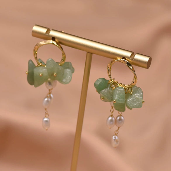 Retro Freshwater Pearl Drop Shape Earrings With Electroplating Design