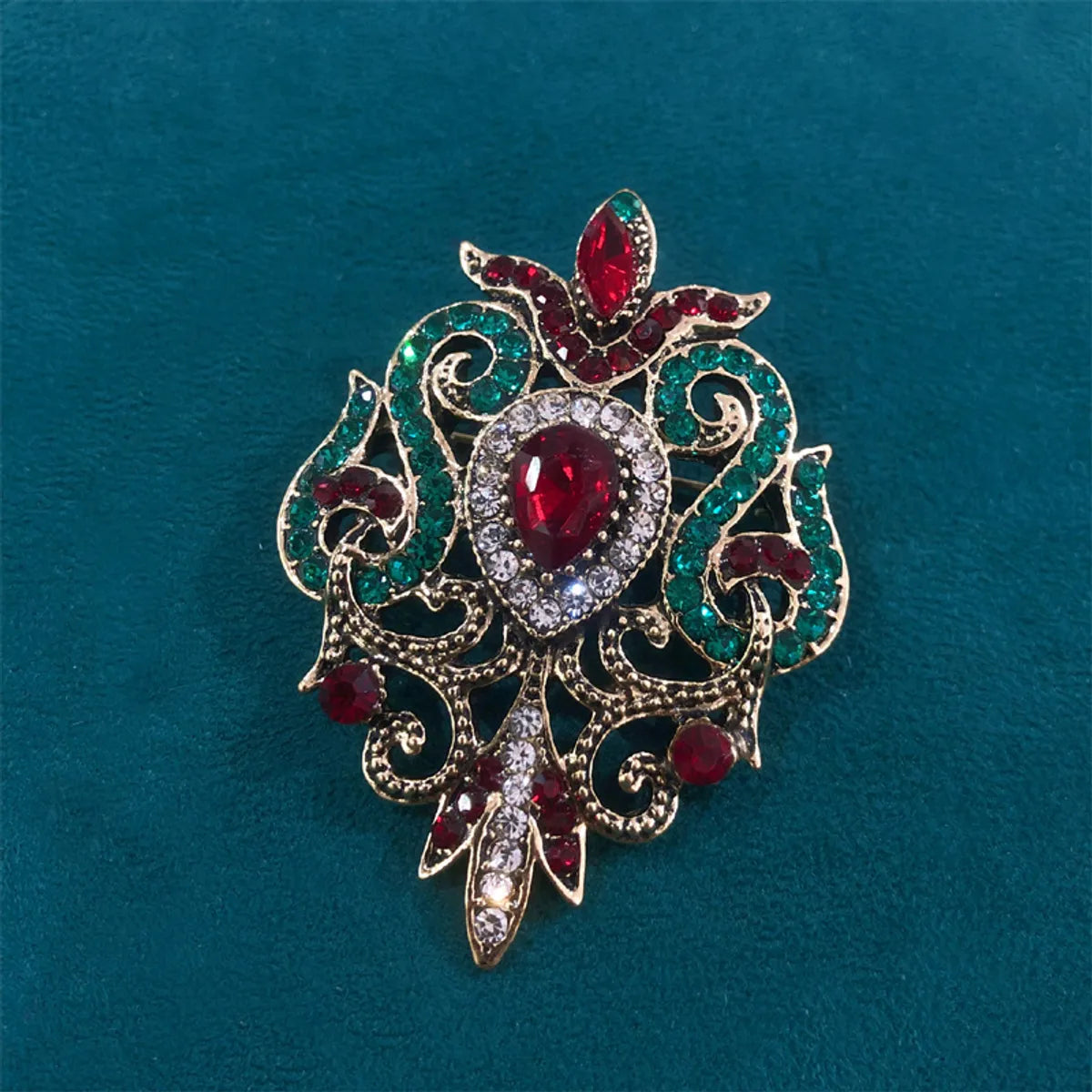 Retro Geometric Alloy Rhinestone Women'S Brooches