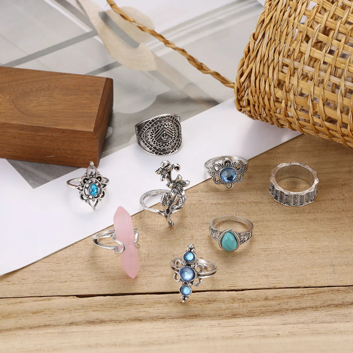 Retro Geometric Flower Alloy Inlay Turquoise Rings