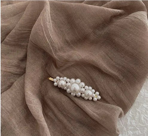 Retro Geometric Flower Imitation Pearl Alloy Hair Clip