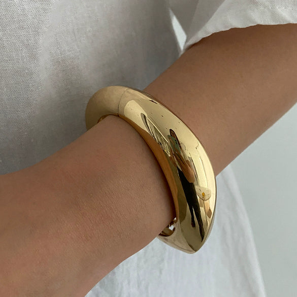 Retro Geometric Glossy Resin And Acrylic Wide Bracelet With Electroplating