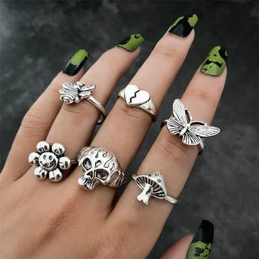 Retro Geometric Heart Shape Butterfly Alloy Women's Rings 1 Set