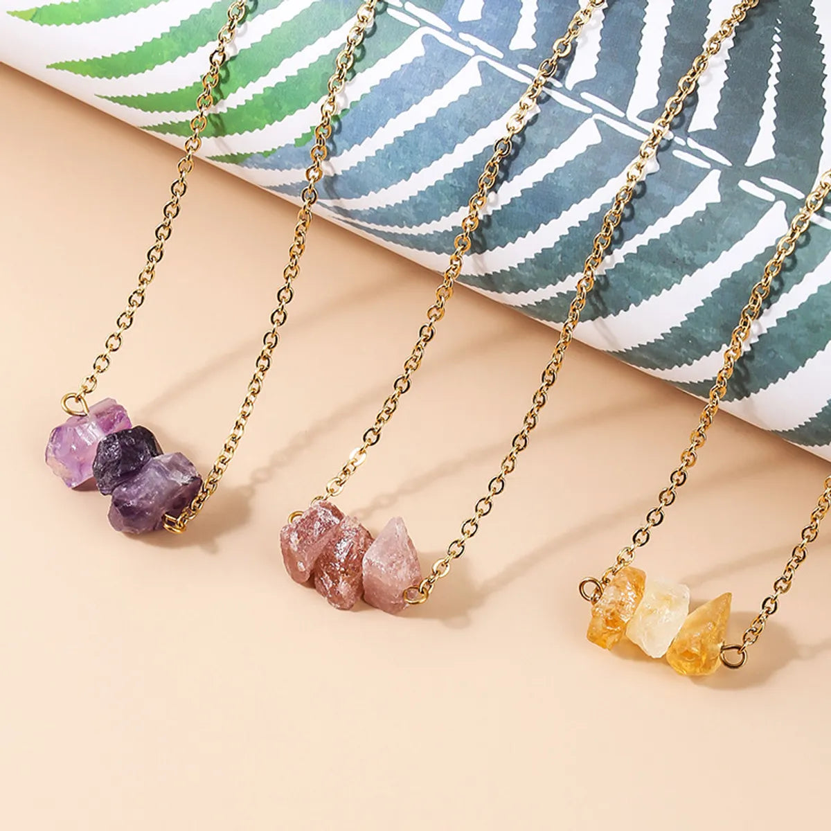 Retro Geometric Natural Stone Irregular Pendant Necklace