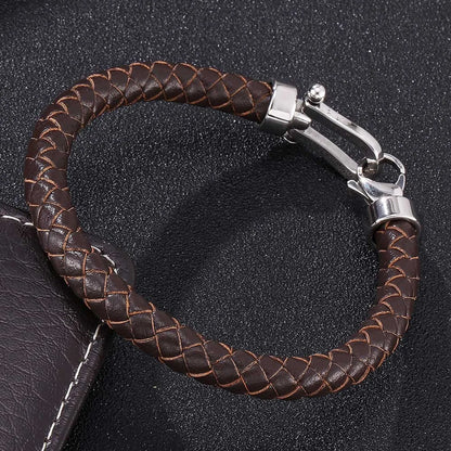 Retro Geometric Solid Color 304 Stainless Steel Leather Men'S Bangle